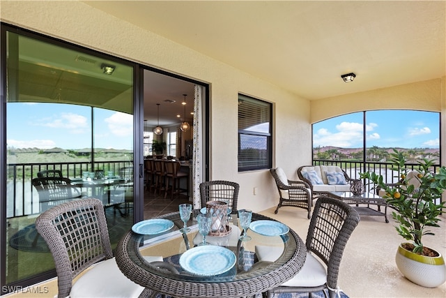 view of sunroom / solarium