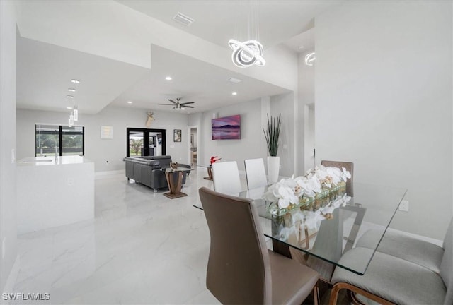 dining room with ceiling fan