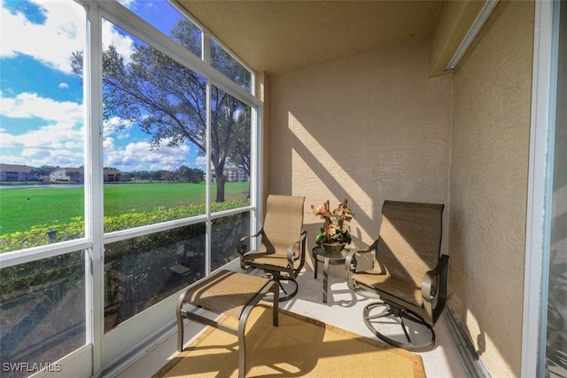 view of sunroom / solarium