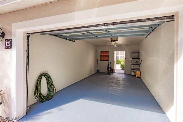 garage with ceiling fan