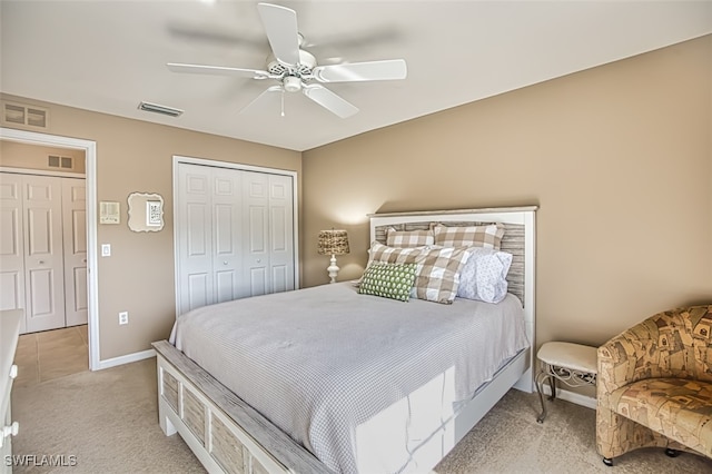 carpeted bedroom featuring ceiling fan