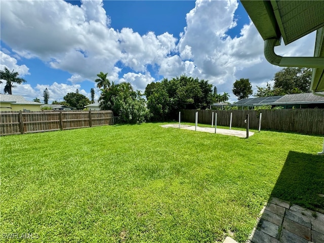 view of yard with a patio area