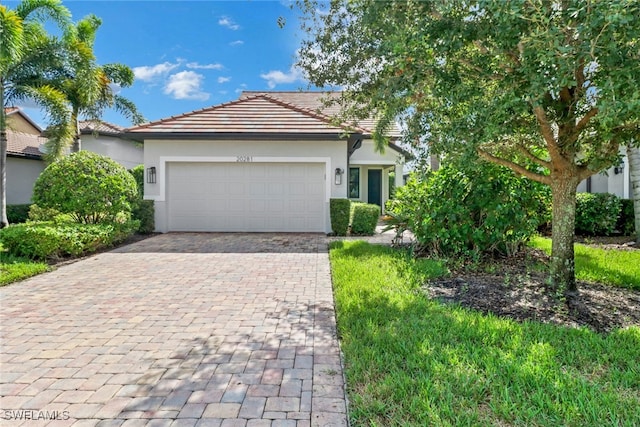 view of front of home featuring a garage