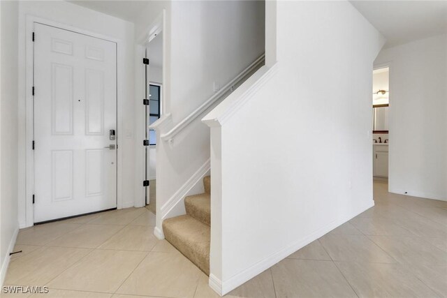 view of tiled entryway