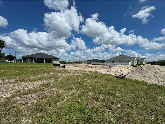 Listing photo 3 for 4117 NW 34th Ln, Cape Coral FL 33993