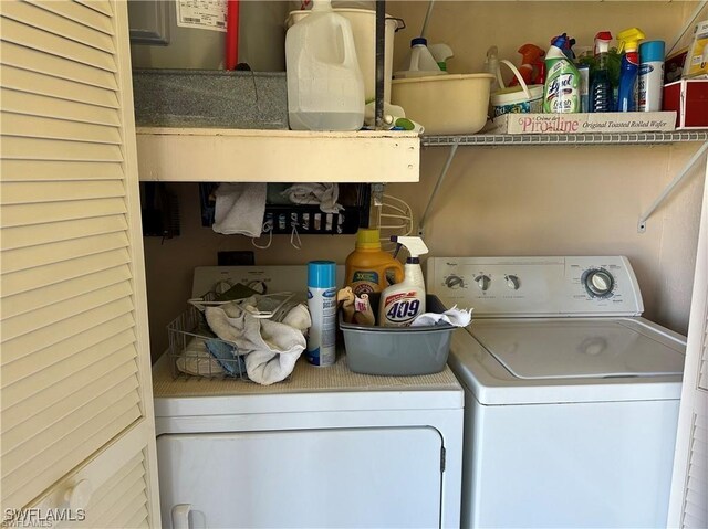 laundry room featuring laundry area and independent washer and dryer