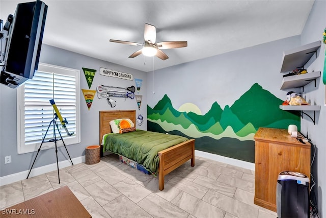 bedroom featuring ceiling fan