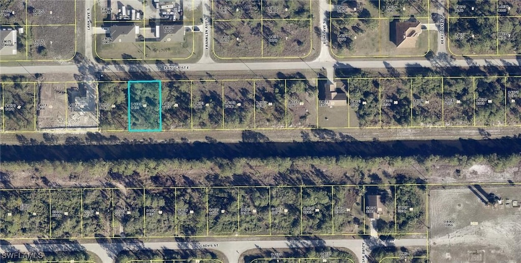 1032 Kanuga St E, Lehigh Acres, FL 33974