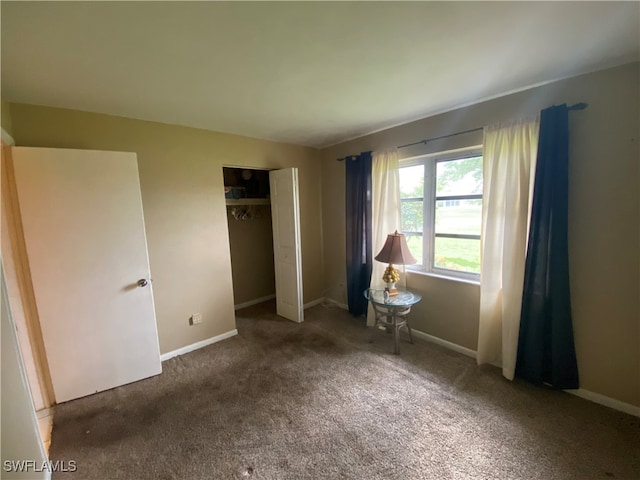 unfurnished bedroom featuring carpet flooring