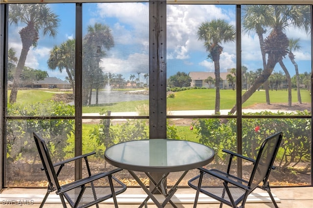 view of sunroom / solarium