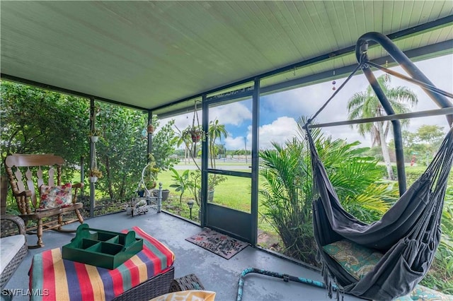 view of sunroom / solarium