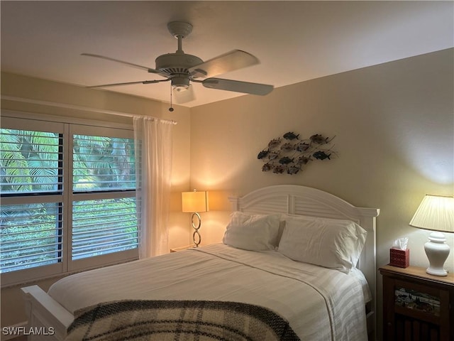 bedroom with a ceiling fan