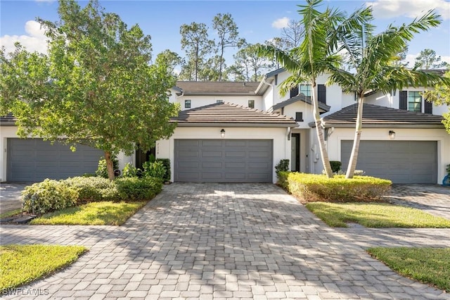 view of front of house with a garage