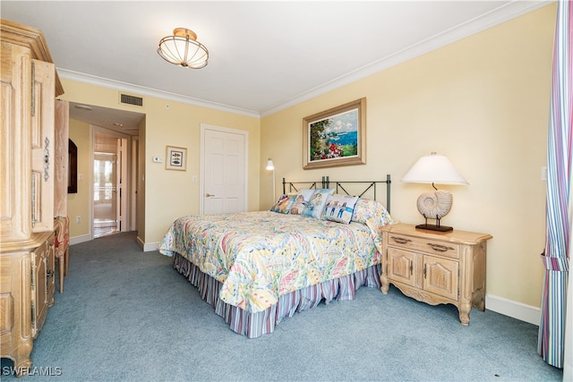 bedroom featuring crown molding and carpet flooring