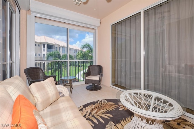 view of sunroom / solarium