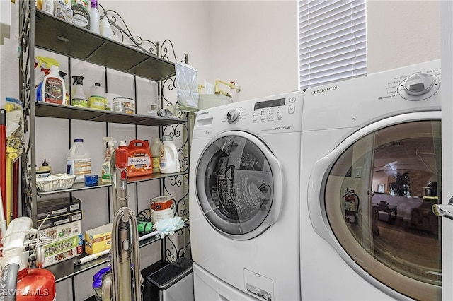 laundry room featuring laundry area and washer and clothes dryer