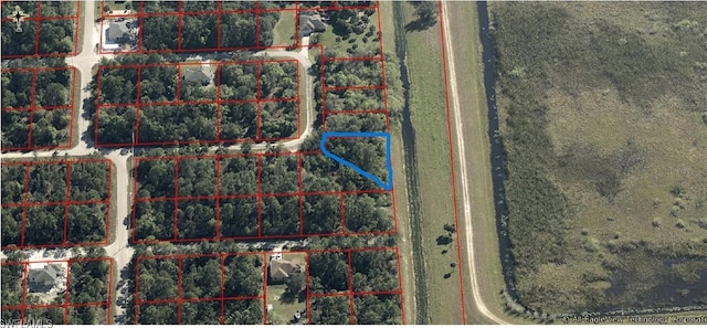 Listing photo 3 for 5109 Vera Ave N, Lehigh Acres FL 33971