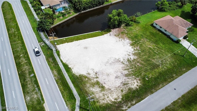 Listing photo 2 for 1601 SW 15th Pl, Cape Coral FL 33991