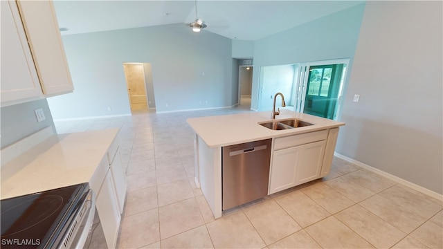 kitchen with a kitchen island with sink, dishwasher, stove, sink, and lofted ceiling