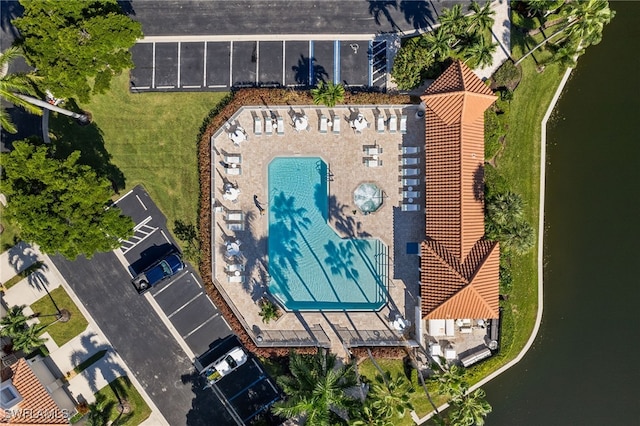 bird's eye view featuring a water view