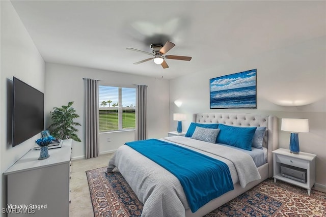 bedroom with ceiling fan