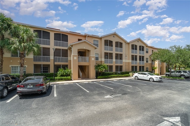 Listing photo 2 for 9025 Colby Dr Unit 2121, Fort Myers FL 33919