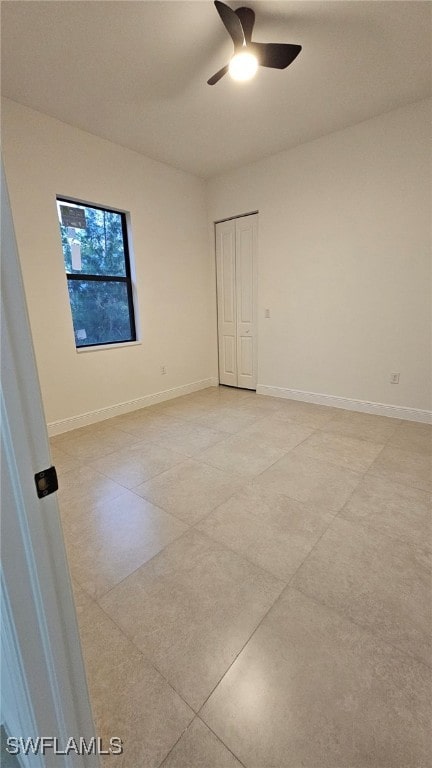 empty room with ceiling fan