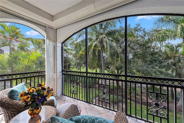 view of sunroom / solarium