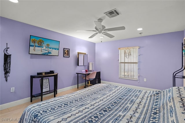 bedroom with ceiling fan