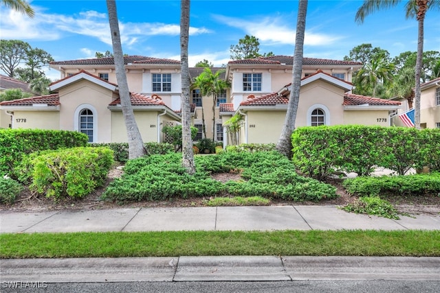 view of mediterranean / spanish home