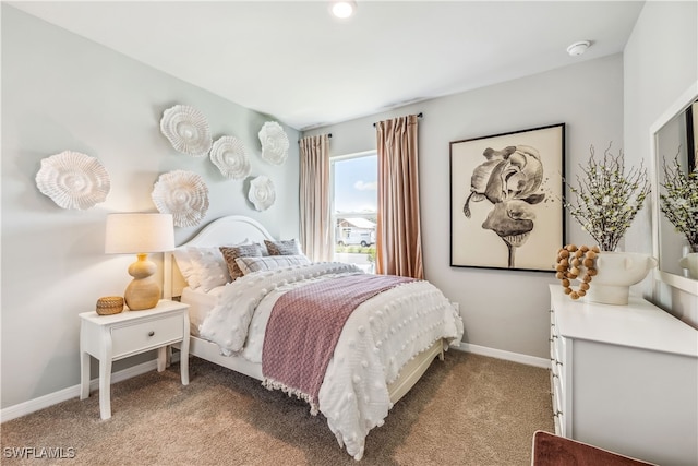 view of carpeted bedroom