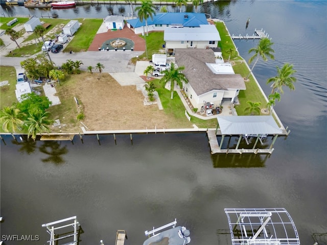 Listing photo 3 for 870 Oak St, Fort Myers Beach FL 33931