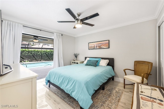 bedroom featuring light hardwood / wood-style flooring, ceiling fan, access to exterior, and crown molding