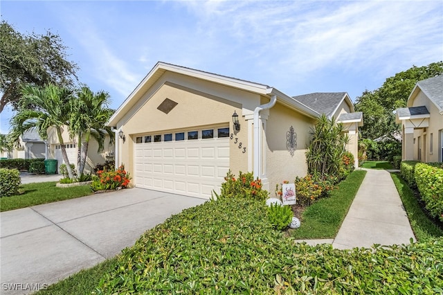 view of front facade featuring a garage