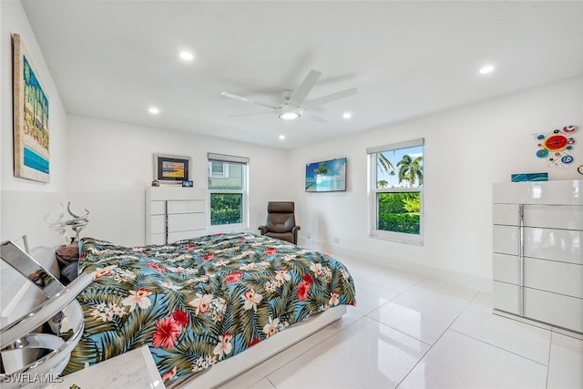 bedroom featuring ceiling fan