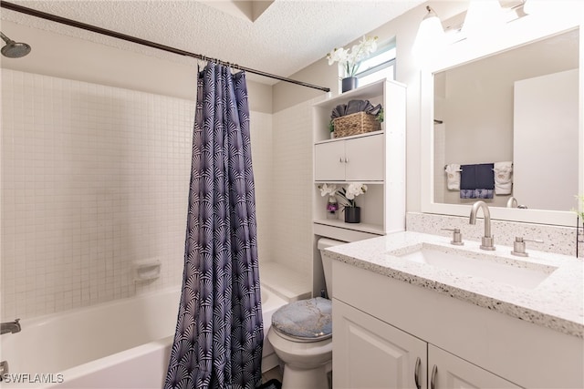 full bathroom featuring a textured ceiling, shower / bathtub combination with curtain, toilet, and vanity