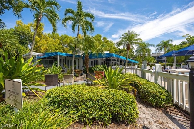 600 Neapolitan Way Unit 115, Naples, FL 34103 - exterior space featuring fence