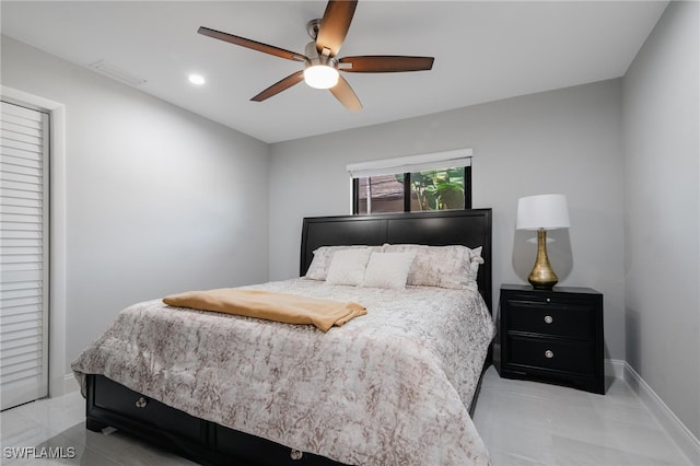 bedroom with ceiling fan