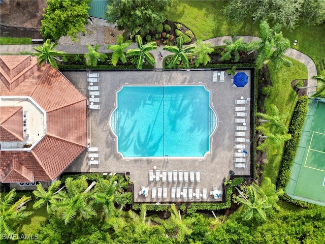 birds eye view of property