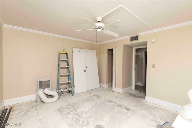 unfurnished bedroom with ornamental molding and ceiling fan