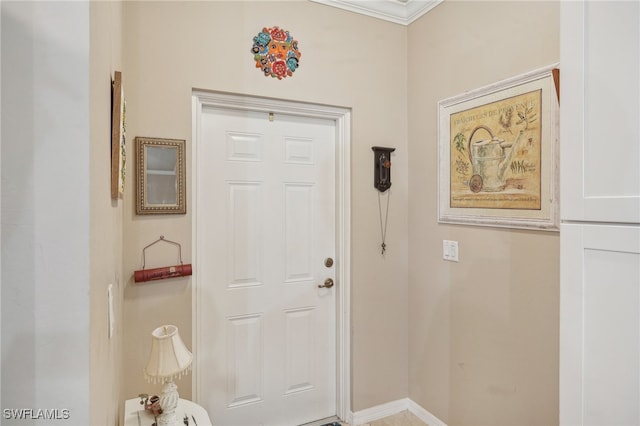 foyer with crown molding