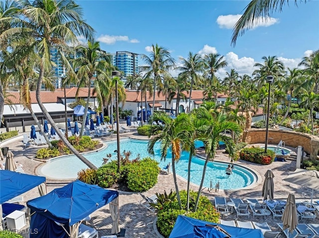 1035 Sandpiper St Unit F101, Naples, FL 34102 - exterior space