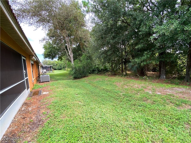 view of yard featuring cooling unit