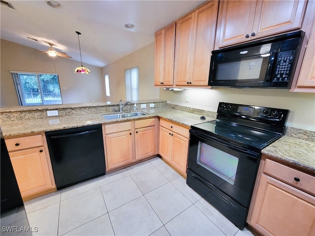 kitchen with sink, lofted ceiling, kitchen peninsula, black appliances, and ceiling fan