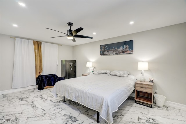 bedroom featuring ceiling fan