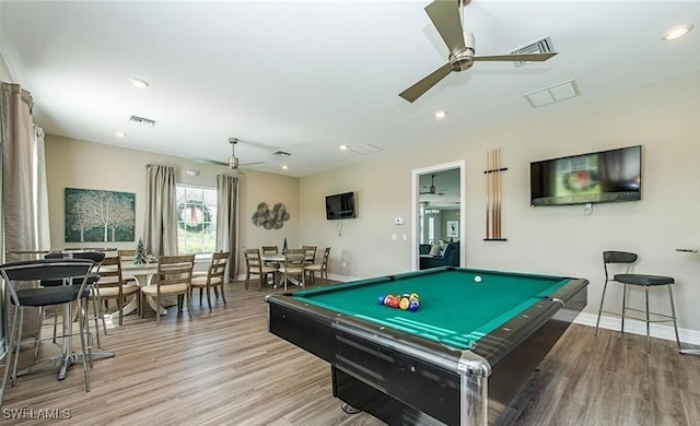 recreation room with visible vents, a ceiling fan, billiards, and light wood finished floors