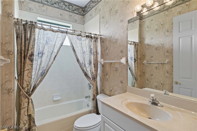 full bathroom featuring shower / tub combo with curtain, vanity, and toilet