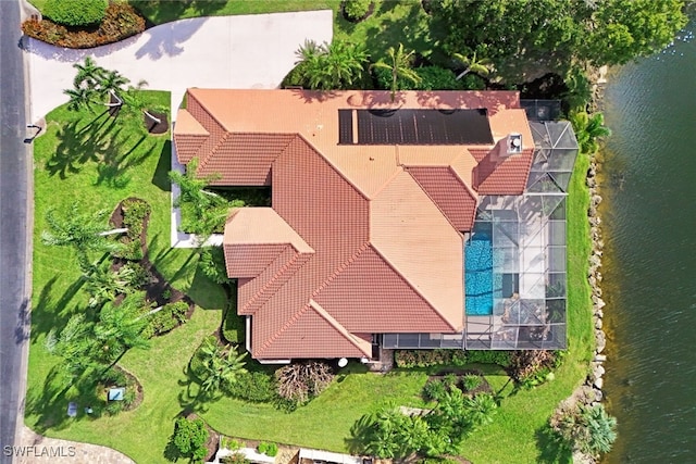 bird's eye view with a water view