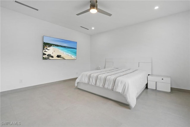 bedroom featuring ceiling fan