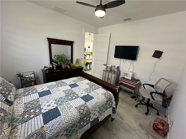 bedroom with ceiling fan